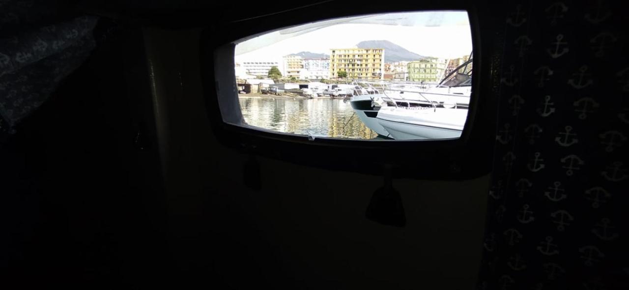 House Boat 호텔 토레델그레코 외부 사진